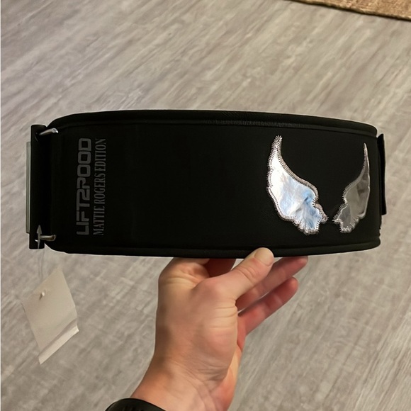 2POOD 4” weightlifting belt size XXS - Picture 2 of 3